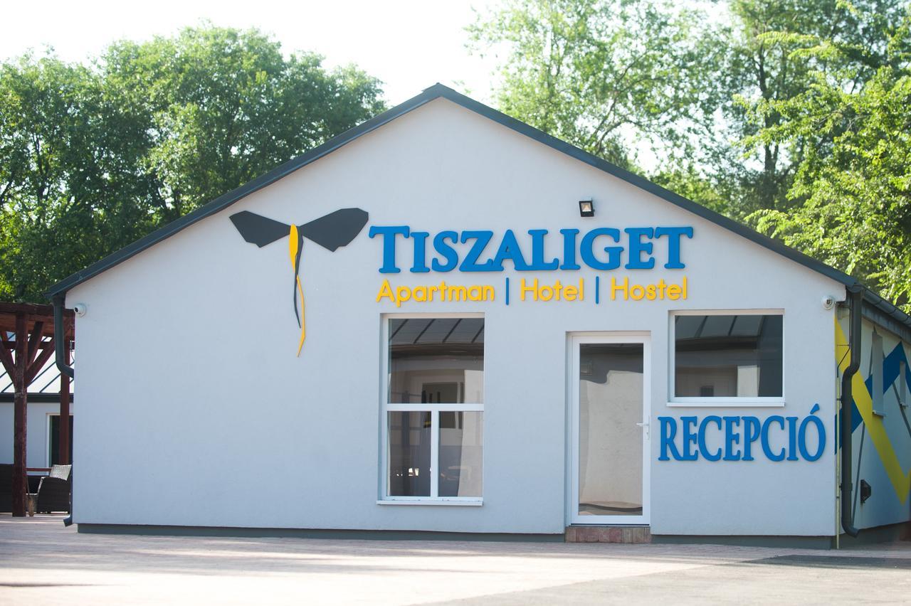 Tiszaliget Apartman Es Szallo Сольнок Екстер'єр фото